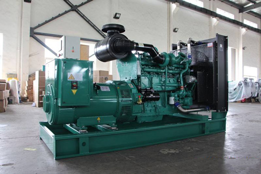 召陵320kw康明斯柴油发电车出租组图片 召陵320kw康明斯柴油发电车出租组图片